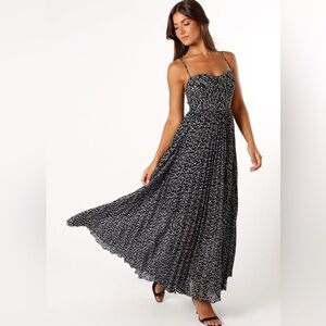 Petal & Pup Pleated Maxi Dress